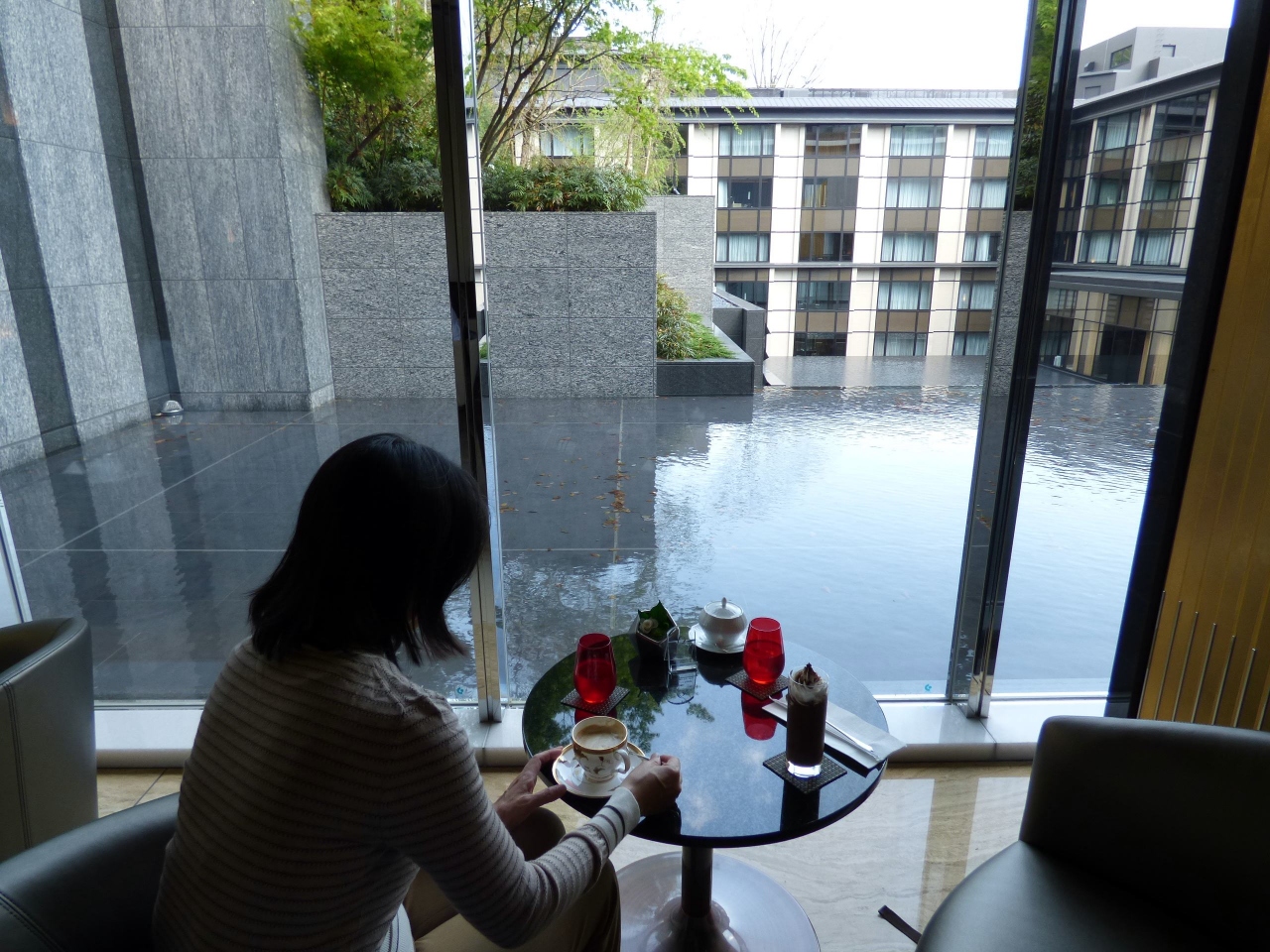 ｇｗ前半のエクシブ湯河原離宮 伊豆３泊 エクシブ湯河原離宮 ロビーラウンジの喫茶 ショップ アデッソ 湯河原温泉 神奈川県 の旅行記 ブログ By ミシマさん フォートラベル