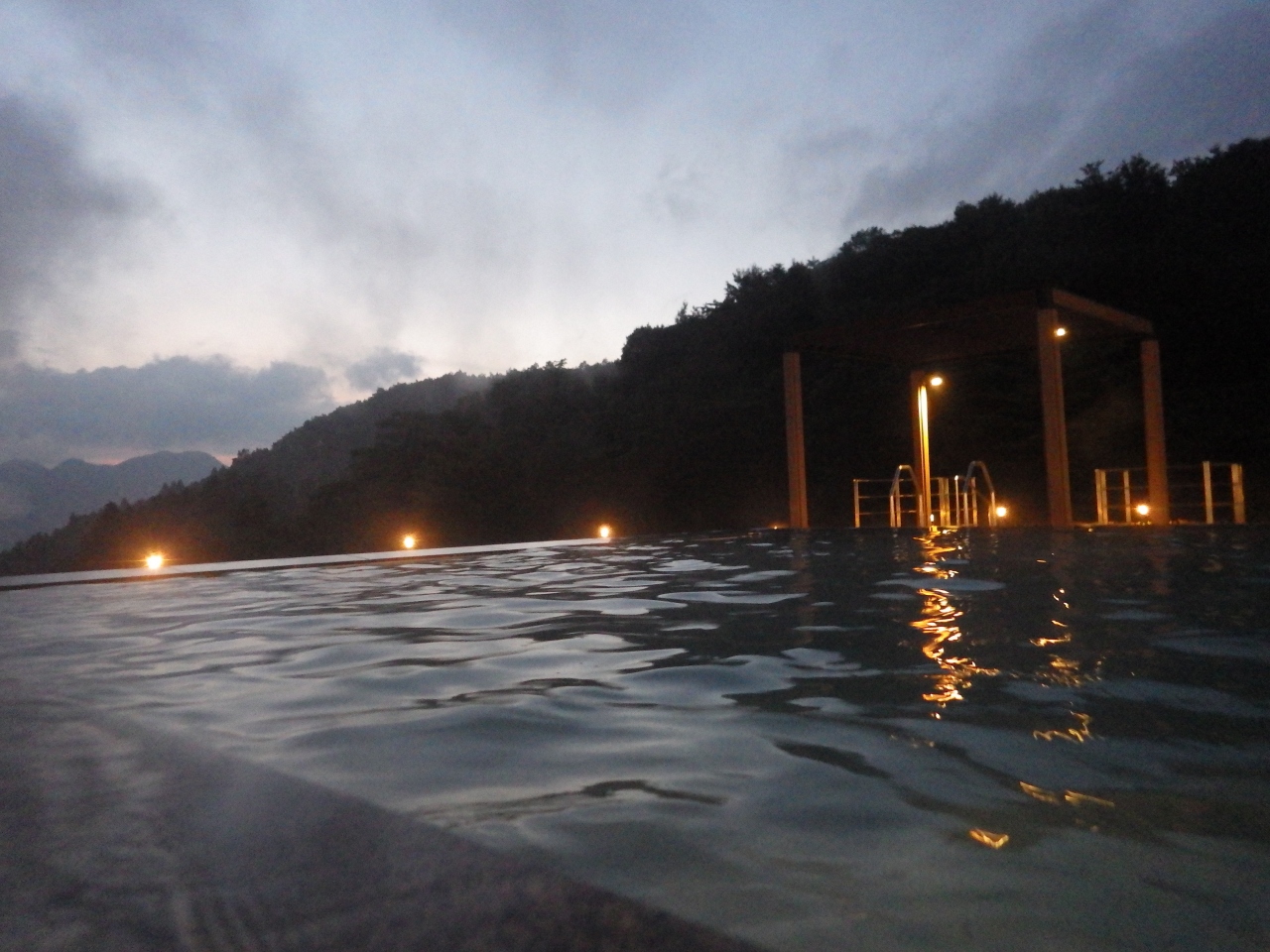 温泉県大分 暑さを吹っ飛ばす ホットラグ ン 別府温泉 大分県 の旅行記 ブログ By Tk313さん フォートラベル
