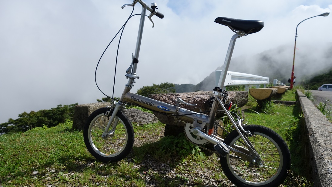 伊吹山に小径自転車 トレンクル で挑む 彦根 滋賀県 の旅行記 ブログ By 河内温泉大学名誉教授さん フォートラベル