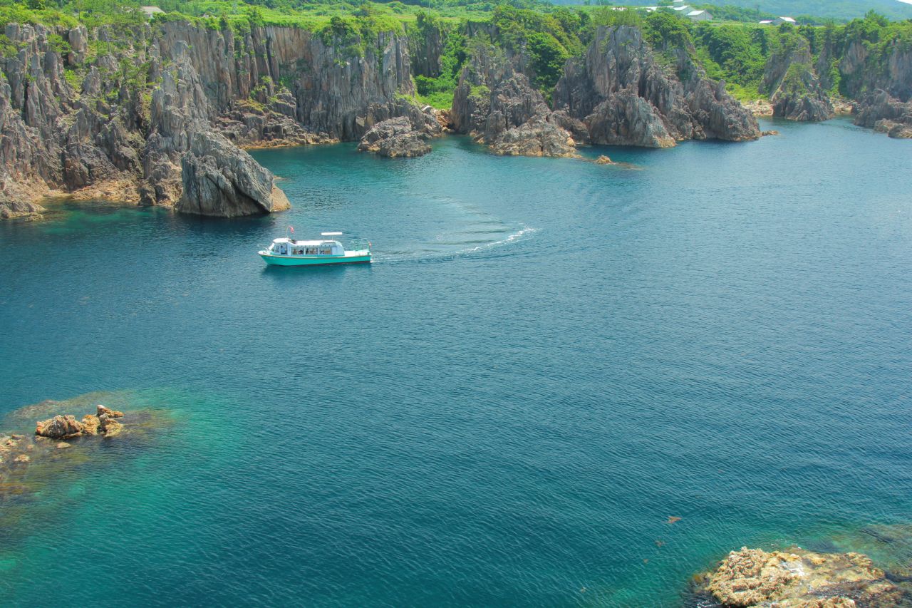 17年夏は佐渡島へ 2泊3日の家族旅行 3 3 磯遊び 尖閣湾 佐渡島 新潟県 の旅行記 ブログ By あーちゃんさん フォートラベル