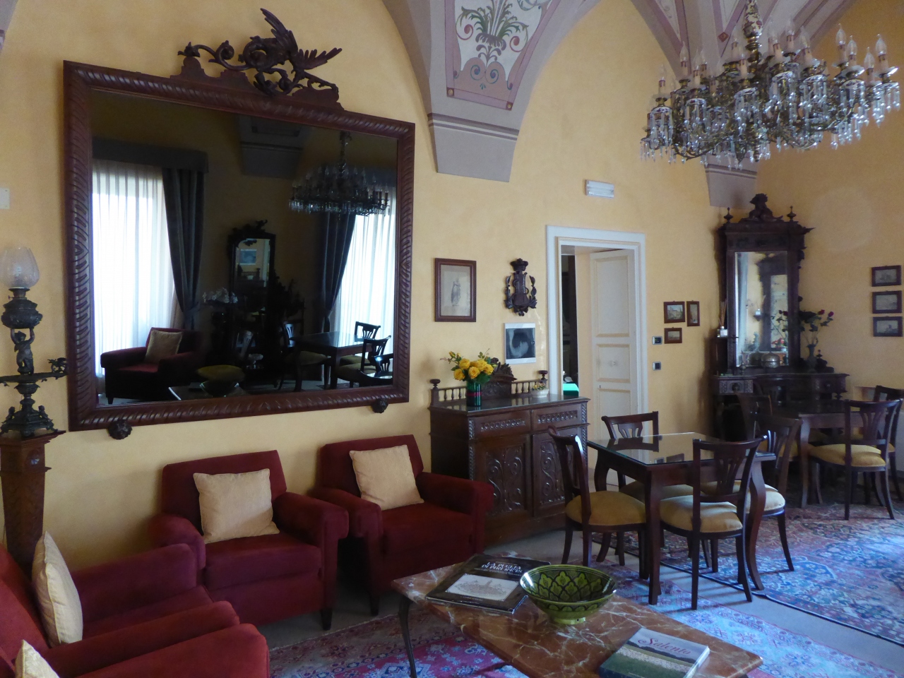 プーリア州優雅な夏バカンス Vol222 第12日 Otranto オートラント旧市街の高級ホテル Palazzo Papaleo 優雅な貴族部屋 オートラント イタリア の旅行記 ブログ By コトルさん フォートラベル プーリア州優雅な夏バカンス Vol222 第12日 Otranto オートラント旧市街の高級ホテル Palazzo Papaleo 優雅な貴族部屋 オートラント イタリア の旅行記 ブログ By コトルさん フォートラベル