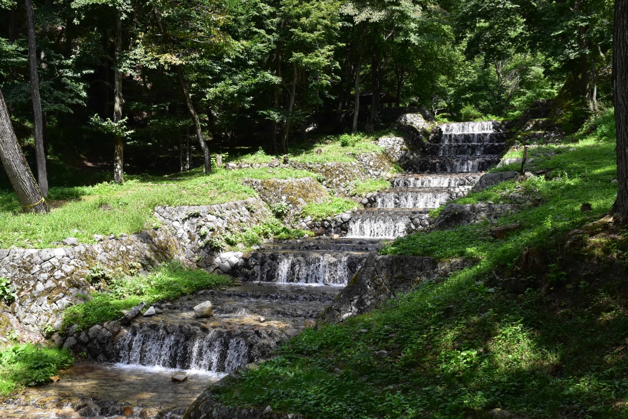 牛伏川のフランス式階段工 明治の素晴らしい土木技術 長野県松本 松本 長野県 の旅行記 ブログ By かっちんさん フォートラベル