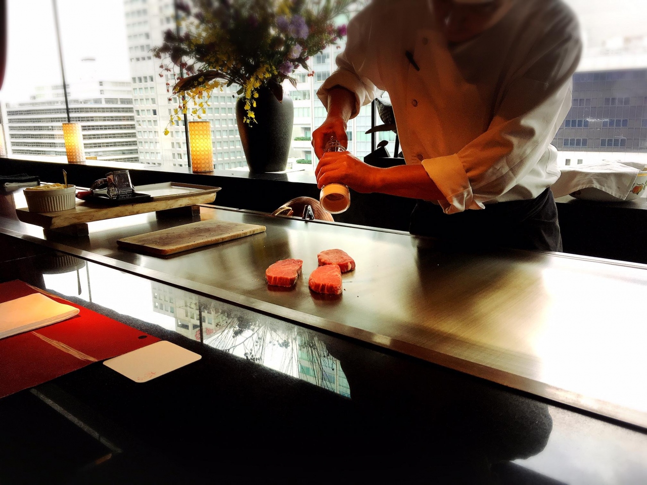 ランチ会 丸の内で鉄板焼き 丸の内 大手町 八重洲 東京 の旅行記 ブログ By Sisyphusさん フォートラベル