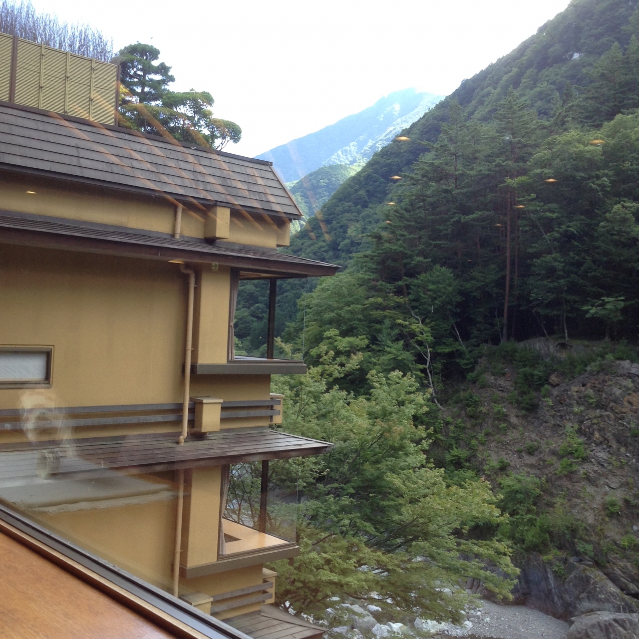 緑深い甲斐の国 早川渓谷の仙郷 西山温泉と信仰のお山 身延山 身延 山梨県 の旅行記 ブログ By Orangeさん フォートラベル