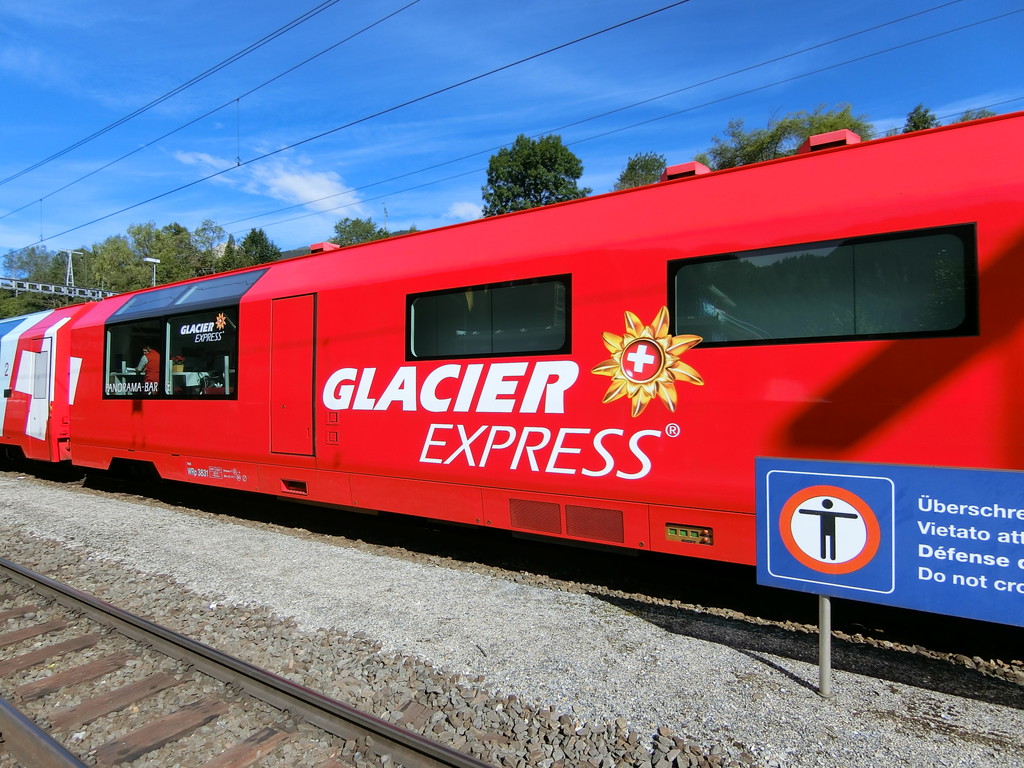2017 爺とお嬢のスイス旅 レーティッシュ鉄道アルブラ線 ベルニナ線 ベルニナ急行 スイス の旅行記 ブログ By いなかだもんさん フォートラベル