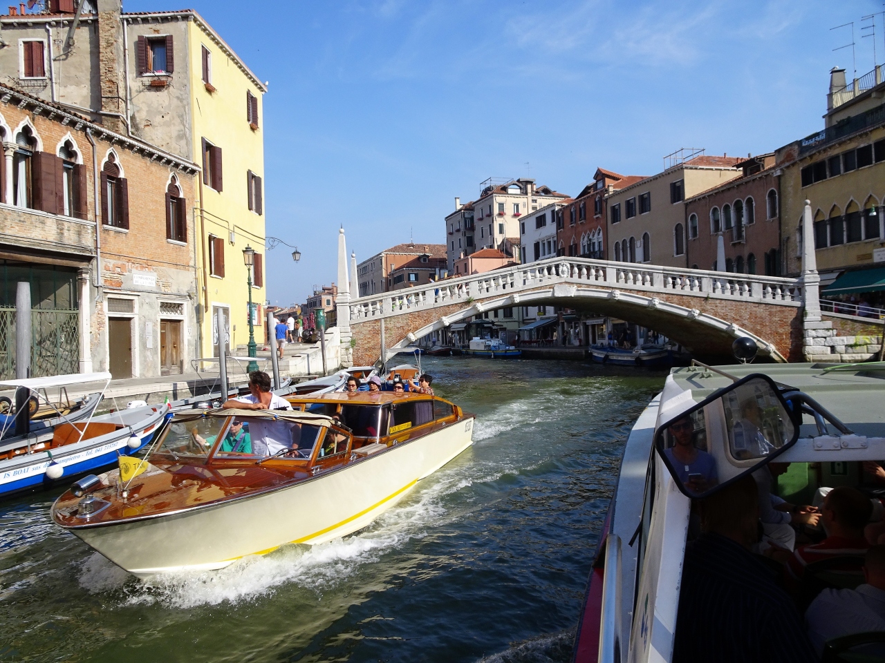 ムラーノ島へ向かう３番の水上バス ベネチア イタリア の旅行記 ブログ By アルプ グリュムさん フォートラベル