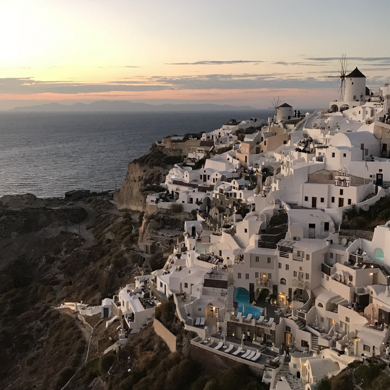17 ギリシャ サントリーニ島 イア散策 ランチ サンセット サントリーニ島 ギリシャ の旅行記 ブログ By Piccoさん フォートラベル