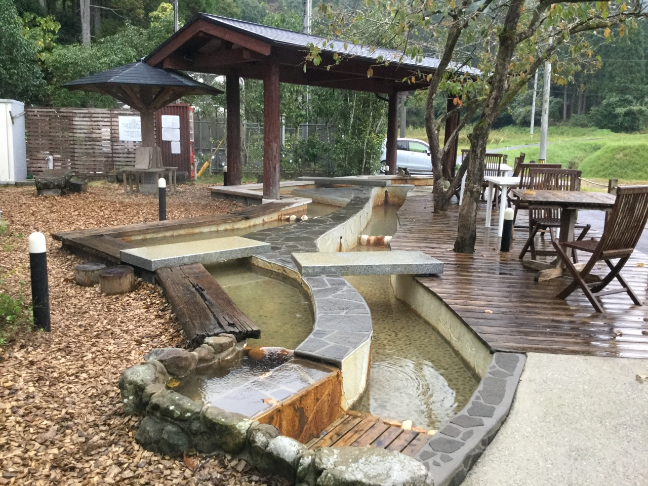 猪八重渓谷に行く途中に足湯が 宮崎県日南市 日南 宮崎県 の旅行記 ブログ By あーちゃんさん フォートラベル