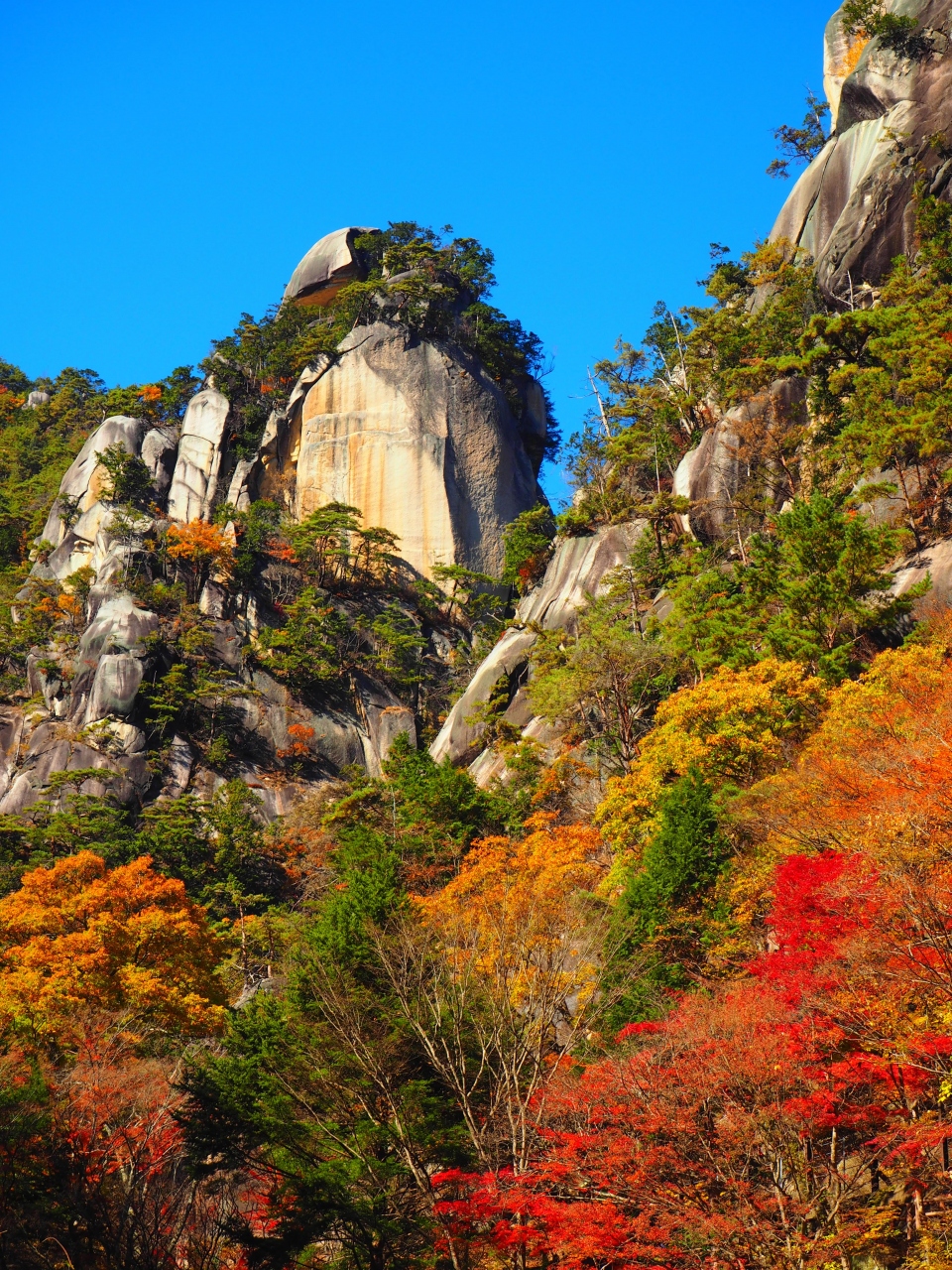 絶景 紅葉の昇仙峡 17 甲府 山梨県 の旅行記 ブログ By Jalan Jalanさん フォートラベル