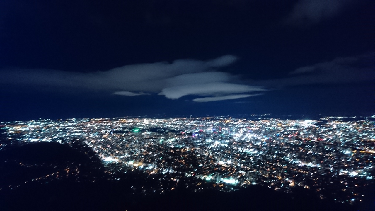 紅葉と夜景を求めて札幌市内散策 札幌 北海道 の旅行記 ブログ By ますひろさん フォートラベル