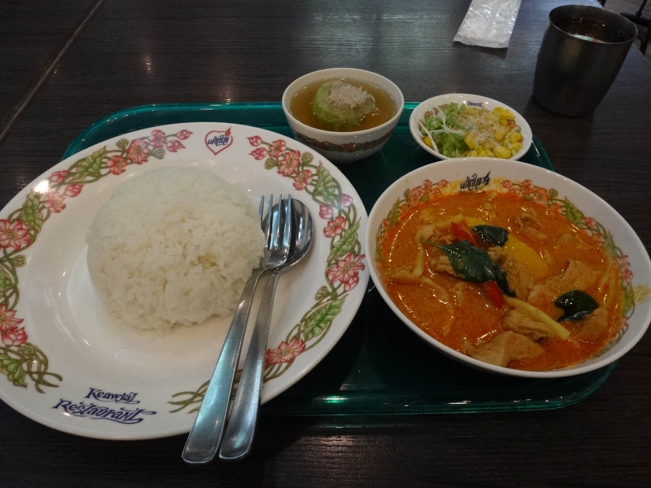 イオンモール成田 ゲウチャイ タイ料理のお店ですがメニューはこんなに 成田 千葉県 の旅行記 ブログ By 仕事旅さん フォートラベル