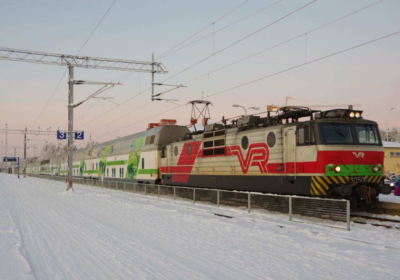 個人旅行フィンランドとちょっとロシアへ サンタクロースエクスプレスでロヴァニエミへ ロバニエミ フィンランド の旅行記 ブログ By 白色さん フォートラベル