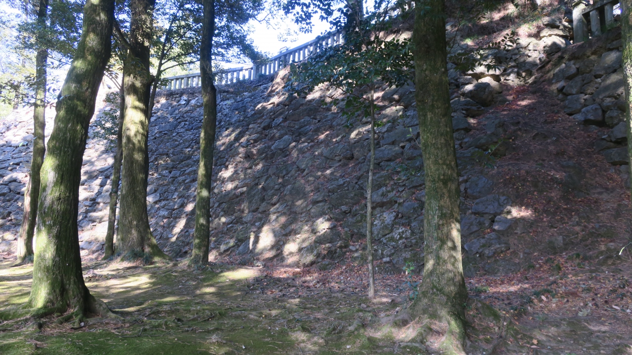 唐沢山のハイキングコースに行ってみた 佐野 栃木県 の旅行記 ブログ By むしころさん フォートラベル