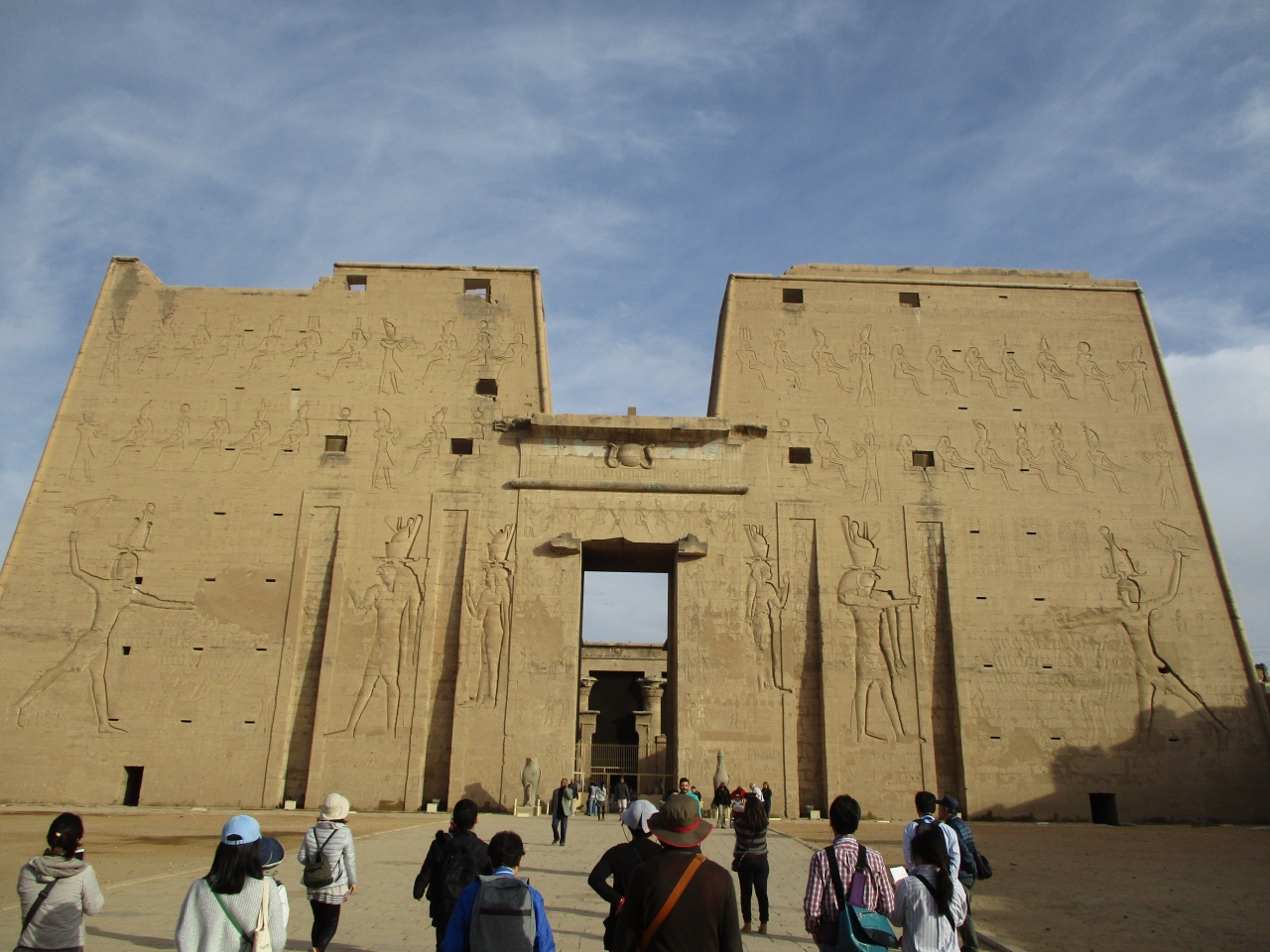 Temple Of Horus At Edfu エドフのホルス神殿 17年12月25日 エドフ エジプト の旅行記 ブログ By Noelさん フォートラベル