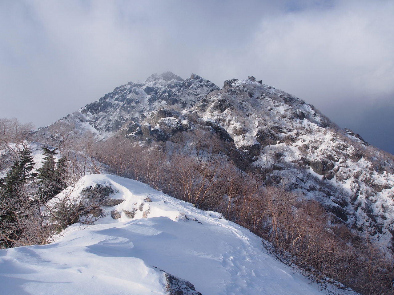 積雪期甲斐駒ケ岳黒戸尾根 悶絶の初 冬テント泊 明野 須玉 山梨県 の旅行記 ブログ By 銭形幸一さん フォートラベル