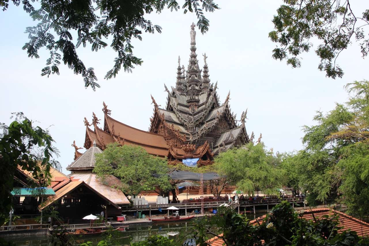 Sanctuary Of Truth Prasat Sut Ja Tum Pattaya ３７年経過でも建造中寺院 1月 18 パタヤ タイ の旅行記 ブログ By Rockyさん フォートラベル