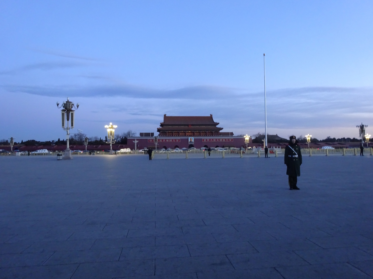大ミスだらけの中国旅行7 北京その2 国旗掲揚式 天壇公園 帰国 北京 中国 の旅行記 ブログ By メイリンさん フォートラベル 大ミスだらけの中国旅行7 北京その2 国旗掲揚式 天壇公園 帰国 北京 中国 の旅行記 ブログ By メイリンさん フォートラベル