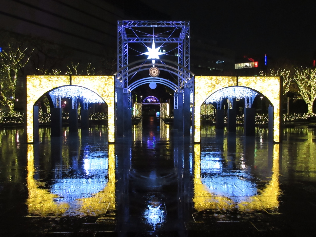 2017年12月 佐賀県 武雄物産館と川上峡温泉で入浴 福岡天神のイルミネーション