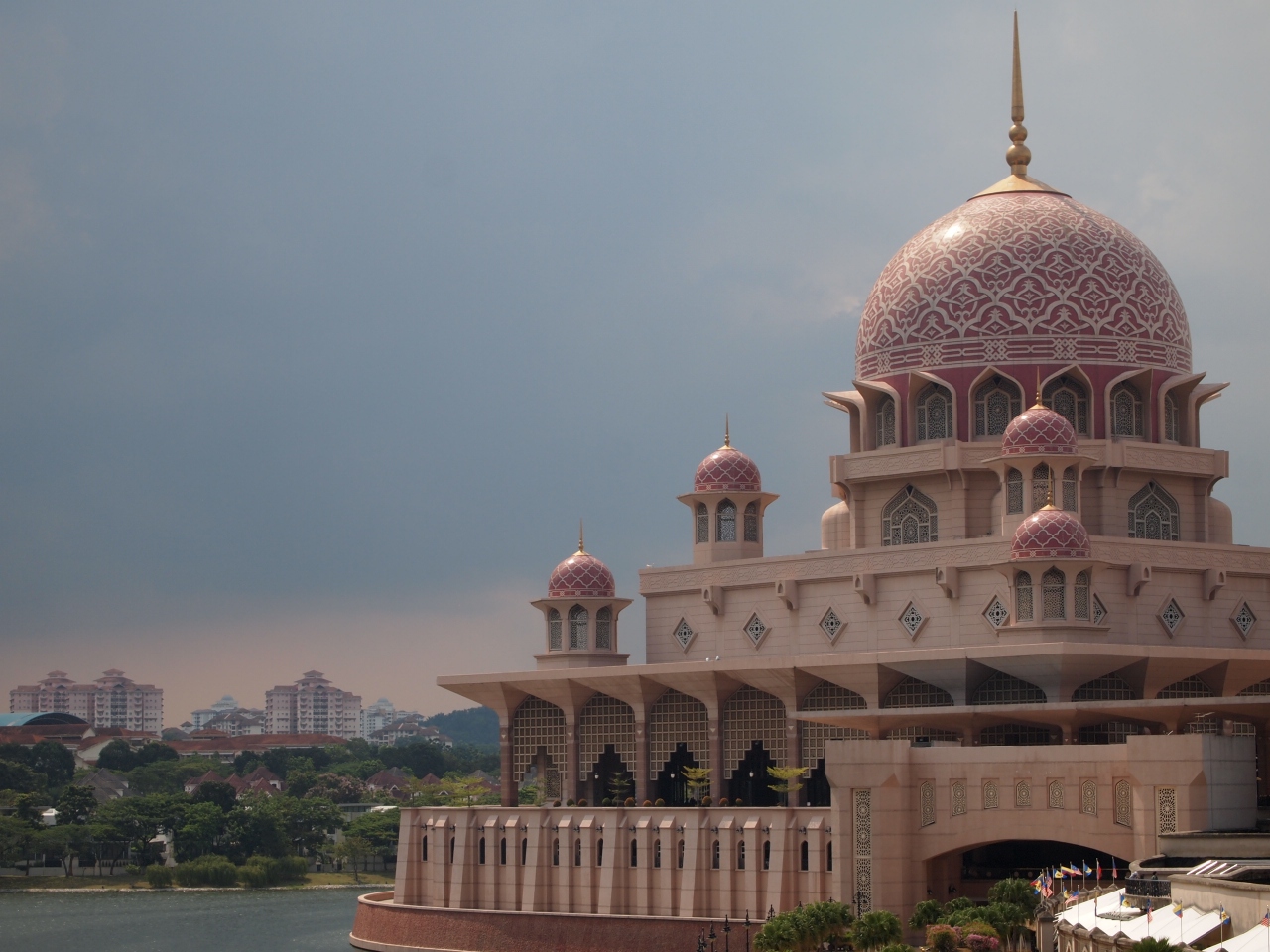 東南アジア一周day8 クアラルンプール ピンクモスクは美しい クアラルンプール マレーシア の旅行記 ブログ By うなぎ猫さん フォートラベル