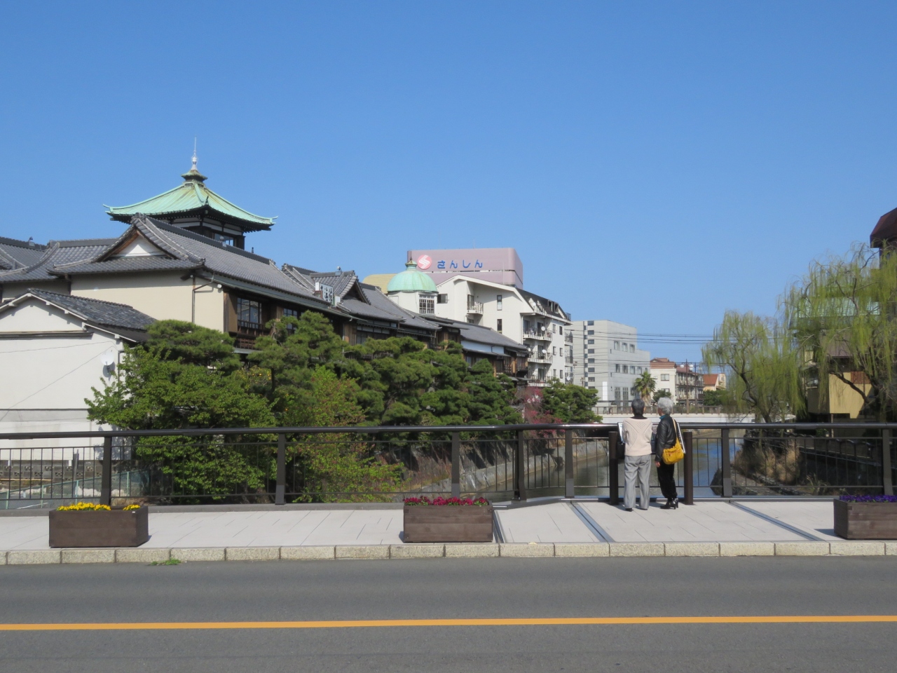初めての伊東温泉への旅 伊東駅よりホテル迄 伊東温泉 静岡県 の旅行記 ブログ By Tsunetaさん フォートラベル