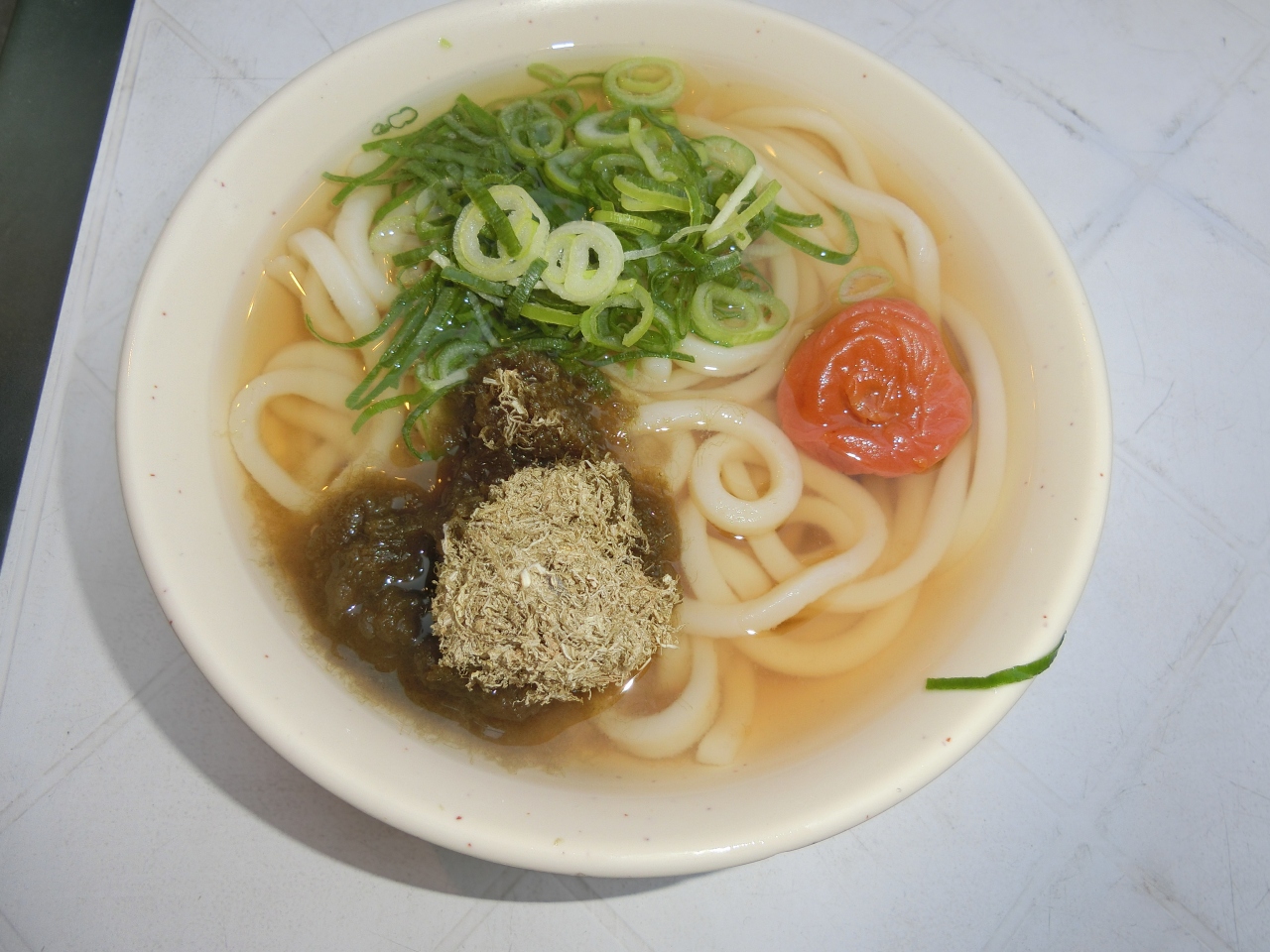 高松駅付近で午前中 観光の合間にうどん３杯た べた 高松 香川県 の旅行記 ブログ By イトウさんさん フォートラベル