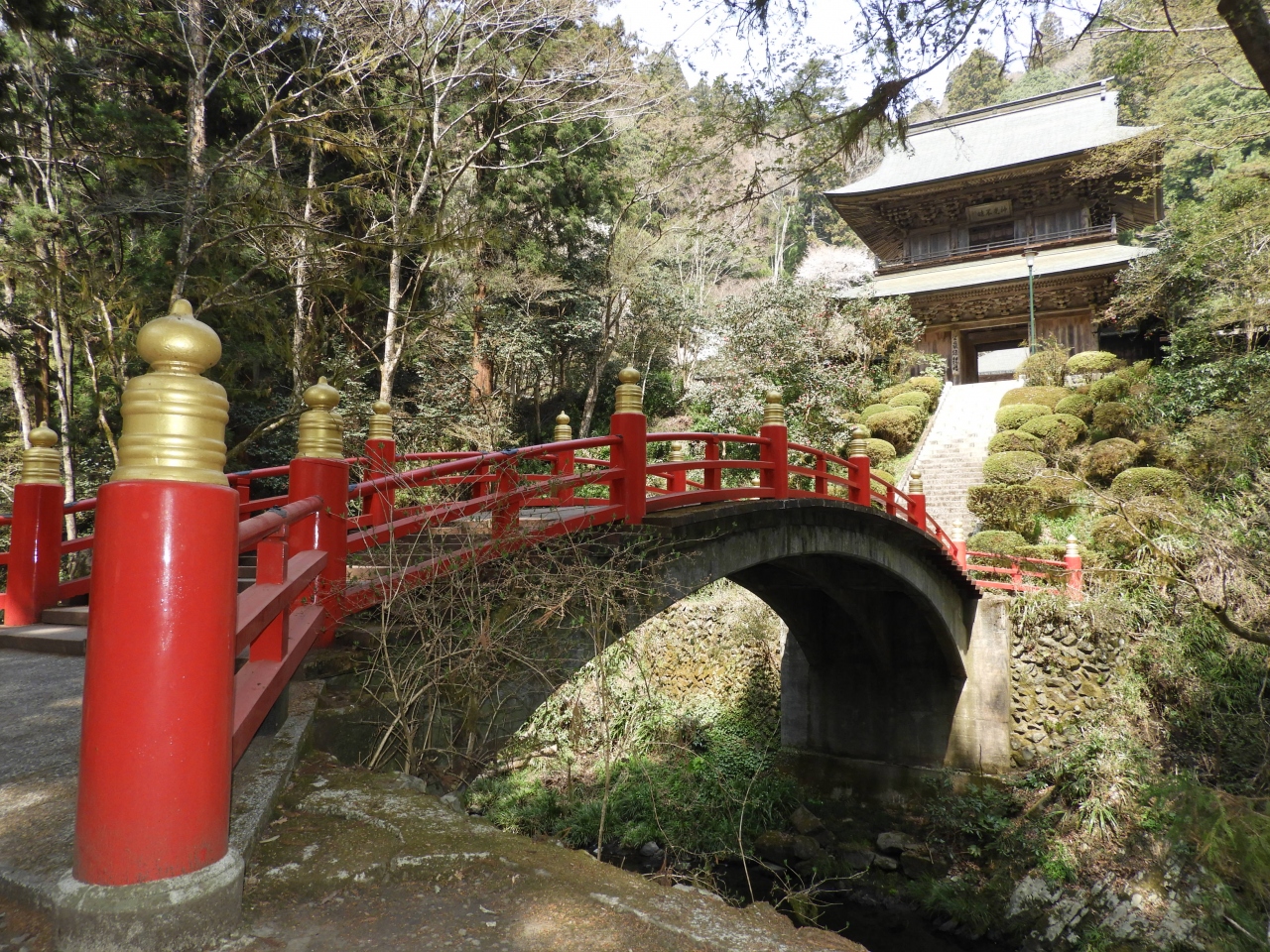 Jr大人の休日倶楽部のcmで吉永小百合さんが立った 大田原市の雲巌寺瓜瓞橋 帰路梁山泊で蕎麦を食べる 大田原 黒羽 那珂川 栃木県 の旅行記 ブログ By ひでちゃんさん フォートラベル