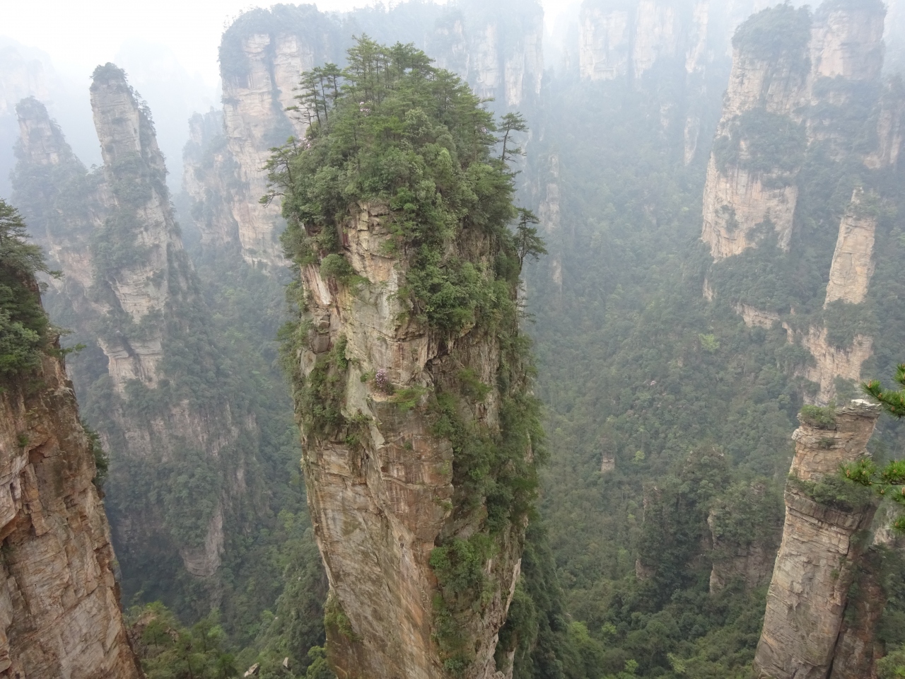 奇岩の絶景を訪ねて 天門山 武陵源 老士城と鳳凰古城へ 1 張家界 中国 の旅行記 ブログ By Prettymotherさん フォートラベル