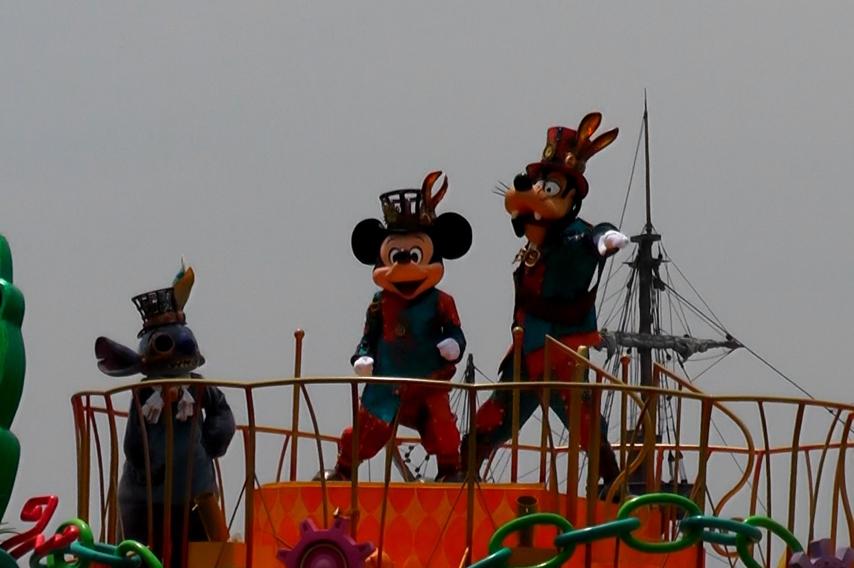 東京ディズニーシー ファッショナブル イースター と東京ディズニーランド35周年 Happiest Celebration でミニー オー ミニーのダンサーさんを見つける 1日目 祝 東京ディズニーリゾートエリア全ホテル宿泊 ディズニーアンバサダーホテル内全レストラン達成