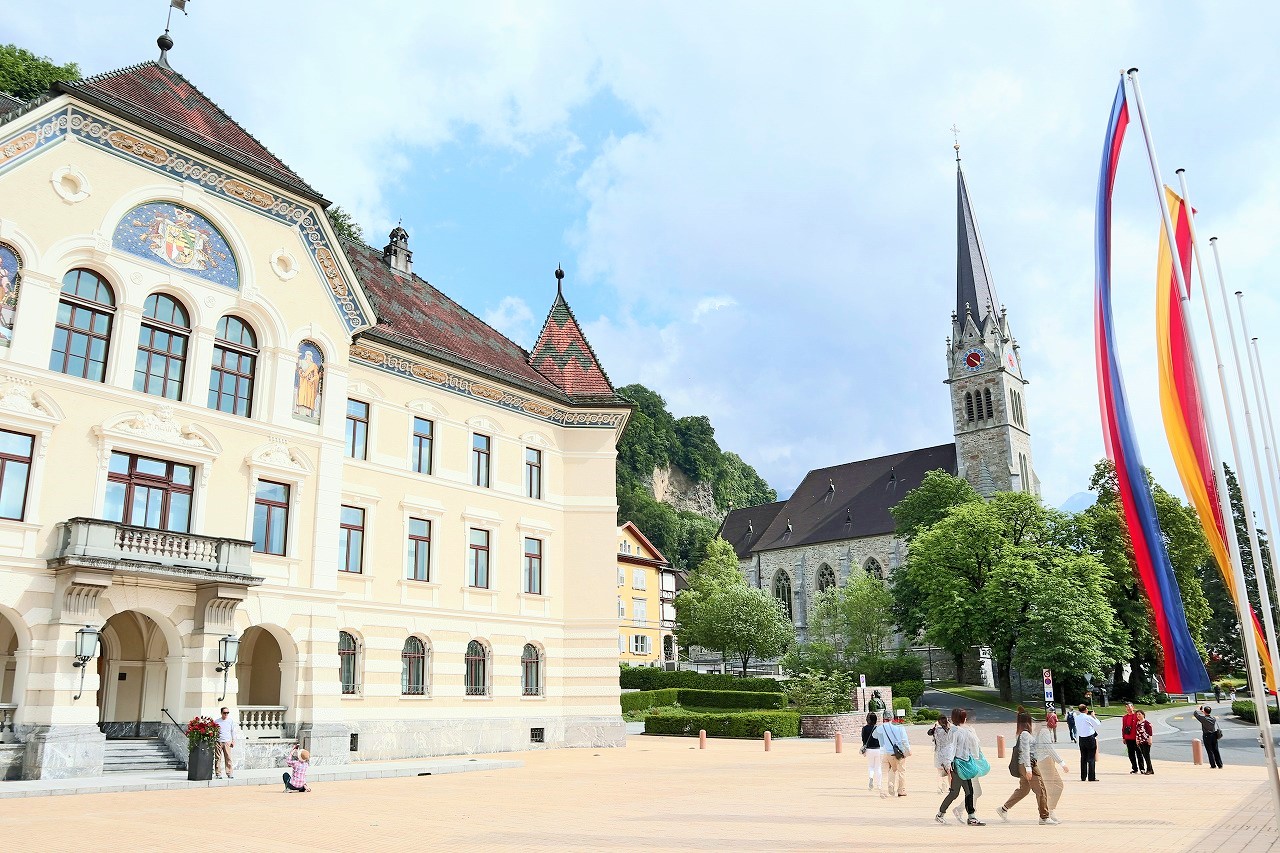 ヨーロッパ新婚旅行 その13 リヒテンシュタイン編 ファドゥーツ リヒテンシュタイン の旅行記 ブログ By くらげさん フォートラベル