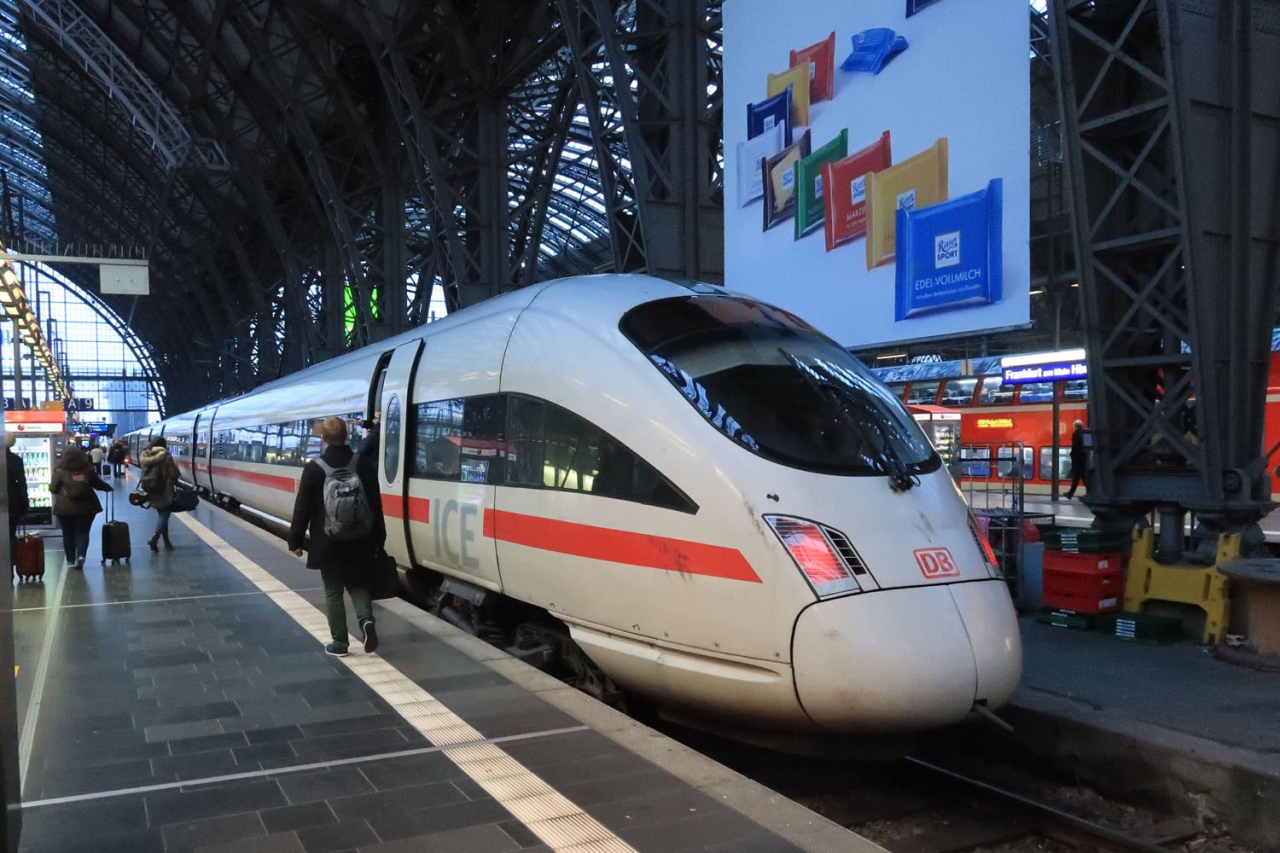ドイツ鉄道の旅 バウハウスを訪ねて Iceでワイマールへ ワイマール ドイツ の旅行記 ブログ By Kiyoさん フォートラベル