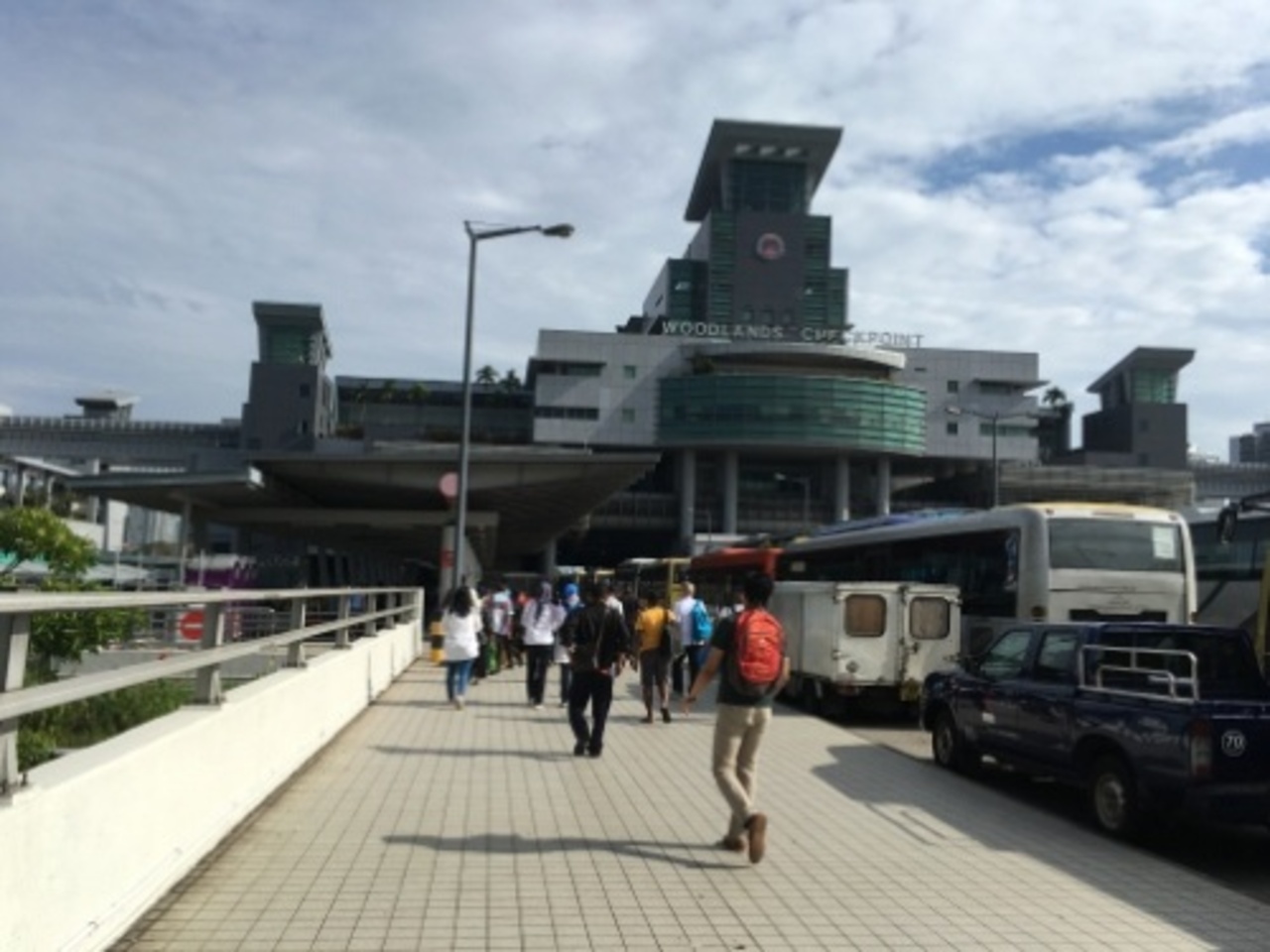 シンガポールからマレーシアへ 路線バスで国境越え シンガポール シンガポール の旅行記 ブログ By Wrdtrvlr Akさん フォートラベル