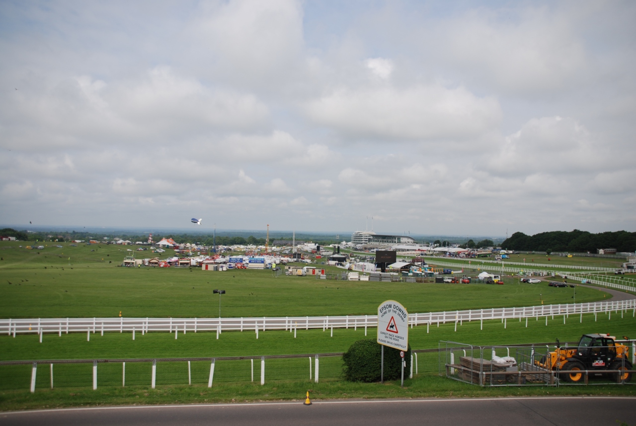 イギリス競馬周遊 5 6日目 エプソム競馬場 オークス ロンドン イギリス の旅行記 ブログ By ラッキーハルトさん フォートラベル イギリス競馬周遊 5 6日目 エプソム競馬場 オークス ロンドン イギリス の旅行記 ブログ By ラッキーハルトさん フォートラベル