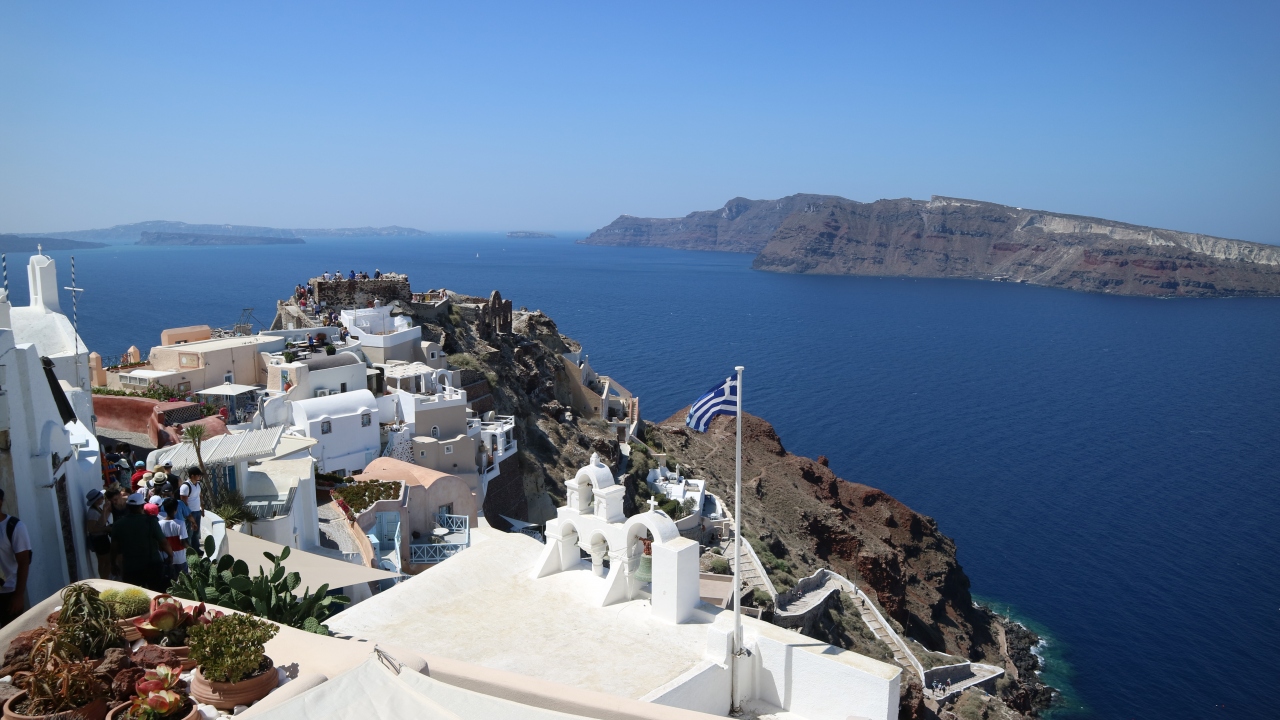 18 夏のエーゲ海は日差しが眩しく 暑 熱 かった その2 サントリーニ島 ギリシャ の旅行記 ブログ By Napustoryさん フォートラベル 18 夏のエーゲ海は日差しが眩しく 暑 熱 かった その2 サントリーニ島 ギリシャ の旅行記 ブログ By Napustoryさん フォートラベル
