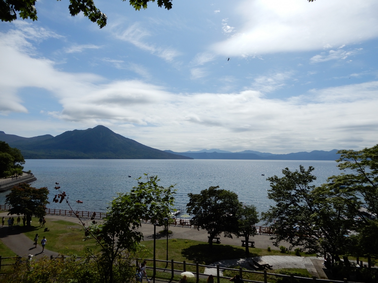 家族３人 レンタカーで９５０ｋｍ 北海道の名所巡りをしてきました ４日目最終日 ウィンザーホテル洞爺からレークヒルファーム 支笏湖 新千歳空港まで 支笏湖 北海道 の旅行記 ブログ By 城megrist Kazさん フォートラベル
