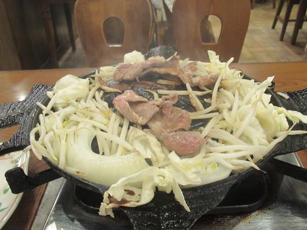 雪まつりが見たくて札幌 11 サッポロビール園でジンギスカン食べ放題 札幌 北海道 の旅行記 ブログ By Happinさん フォートラベル
