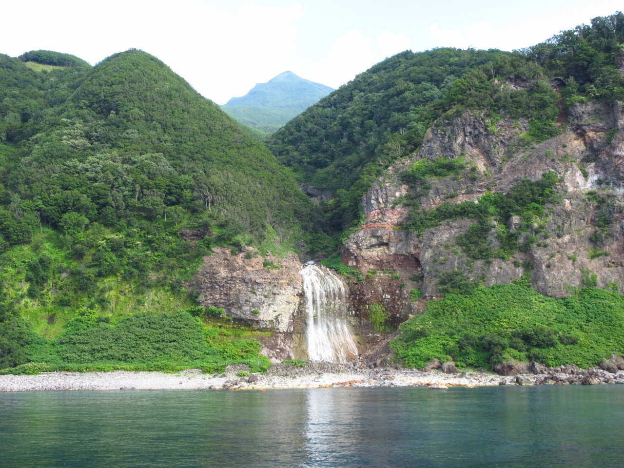 バスと観光船で知床名所めぐり ウトロ 北海道 の旅行記 ブログ By Tomoさん フォートラベル バスと観光船で知床名所めぐり ウトロ 北海道 の旅行記 ブログ By Tomoさん フォートラベル