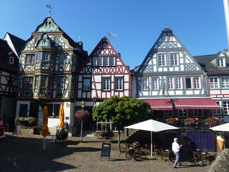 フランクフルト近郊の宝石のような街イトシュタイン Idstein を訪ねて その他の観光地 ドイツ の旅行記 ブログ By Free Tourさん フォートラベル フランクフルト近郊の宝石のような街イトシュタイン Idstein を訪ねて その他の観光地 ドイツ の旅行記 ブログ By Free Tourさん フォートラベル