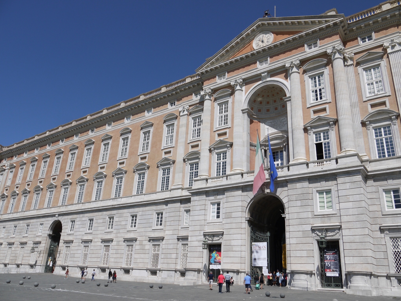 18年イタリア旅行 カゼルタ編 宮殿の美しきインテリアを堪能 カゼルタ イタリア の旅行記 ブログ By Serresさん フォートラベル