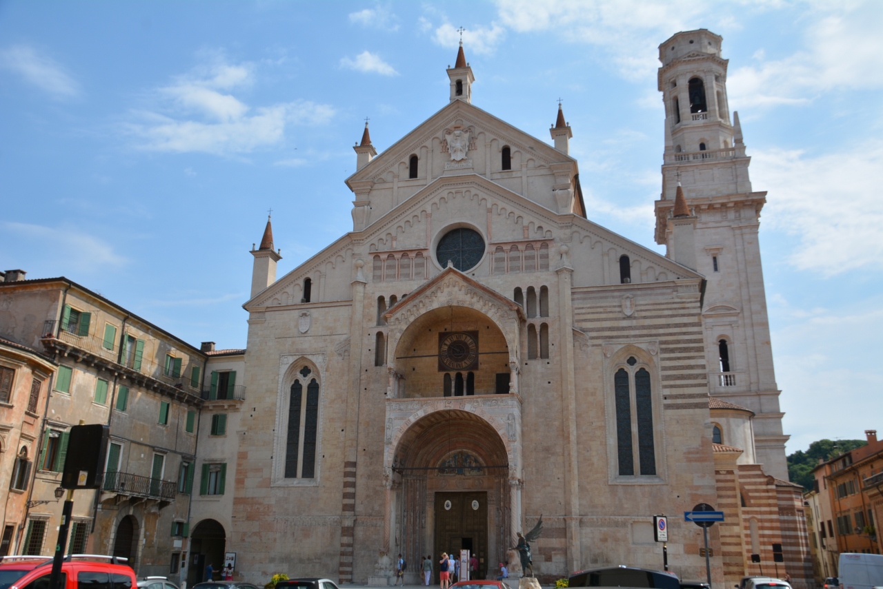 イタリア ベローナアディジェ川沿いを歩きました 1 ベローナ イタリア の旅行記 ブログ By しろくまクンクンさん フォートラベル イタリア ベローナアディジェ川沿いを歩きました 1 ベローナ イタリア の旅行記 ブログ By しろくまクンクンさん フォートラベル