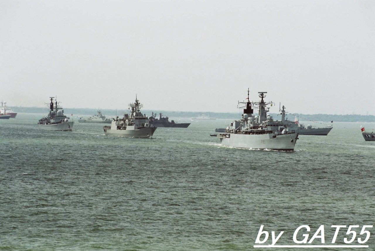 トラファルガー海戦0周年記念国際観艦式 ポーツマス イギリス の旅行記 ブログ By Gatさん フォートラベル トラファルガー海戦0周年記念国際観艦式 ポーツマス イギリス の旅行記 ブログ By Gatさん フォートラベル
