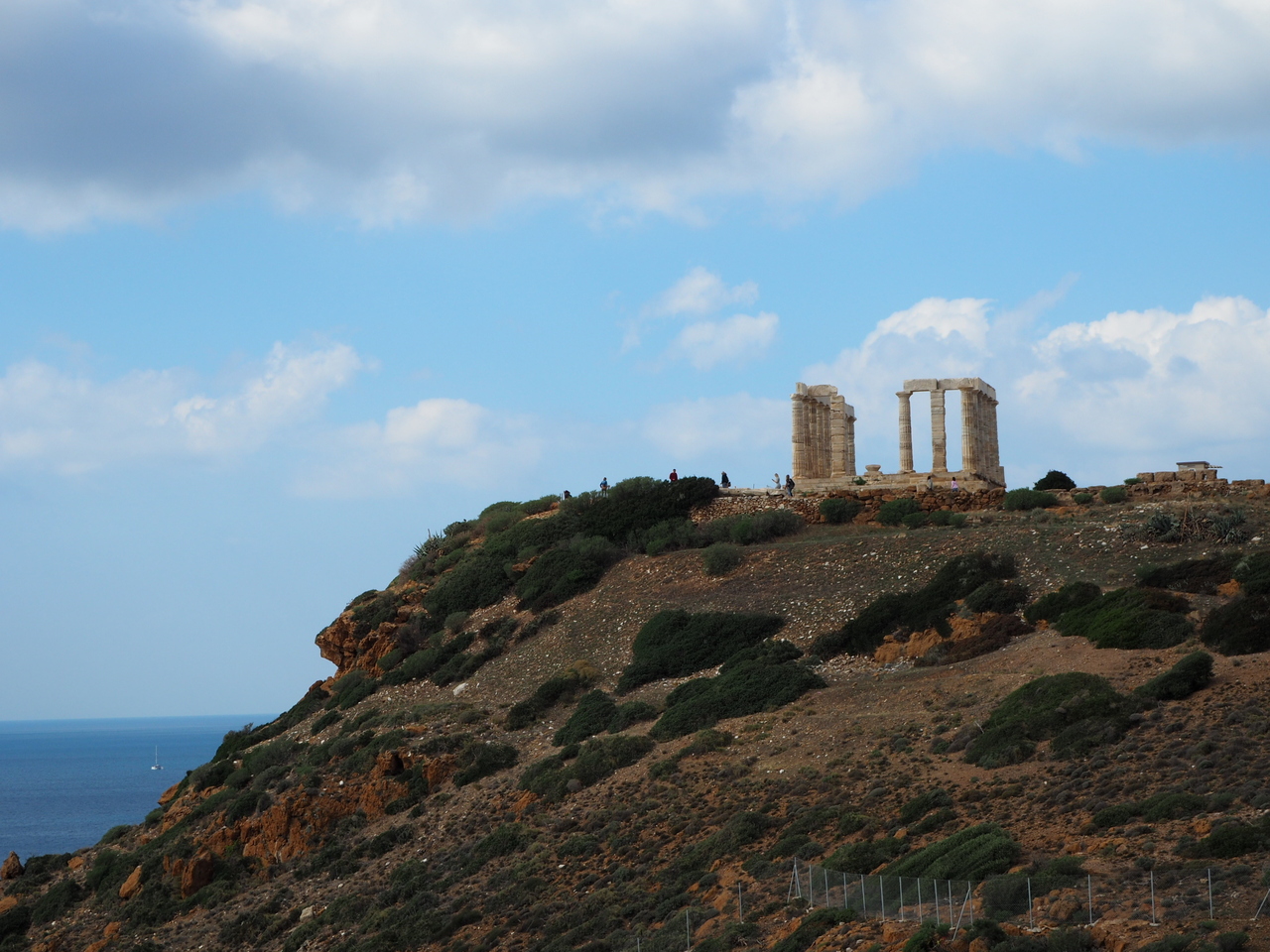 スニオン岬へのバス アテネ ギリシャ の旅行記 ブログ By めぐさん フォートラベル スニオン岬へのバス アテネ ギリシャ の旅行記 ブログ By めぐさん フォートラベル
