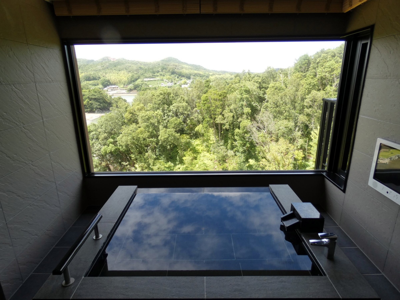 20 真夏の紀伊半島4泊 エクシブ鳥羽別邸 Seタイプ Xlグレード Seタイプ最大の残月床ルーム 鳥羽 三重県 の旅行記 ブログ By ミシマさん フォートラベル 20 真夏の紀伊半島4泊 エクシブ鳥羽別邸 Seタイプ Xlグレード Seタイプ最大の残月床ルーム 鳥羽 三重県 の旅行記 ブログ By ミシマさん フォートラベル