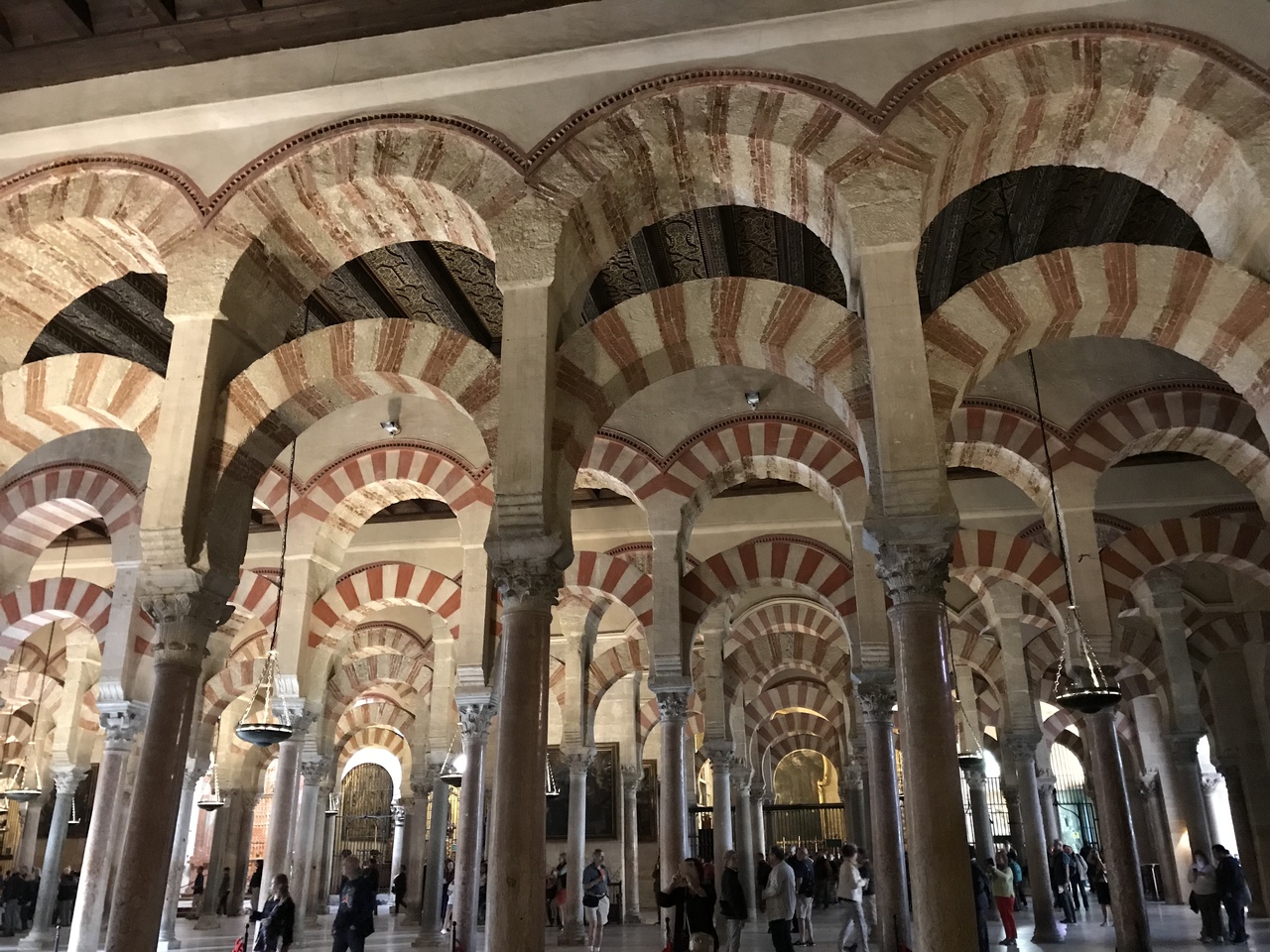 スペイン3日目 コルドバ メスキータ 花の小径 ローマ橋 コルドバ スペイン の旅行記 ブログ By お砂糖猫さん フォートラベル