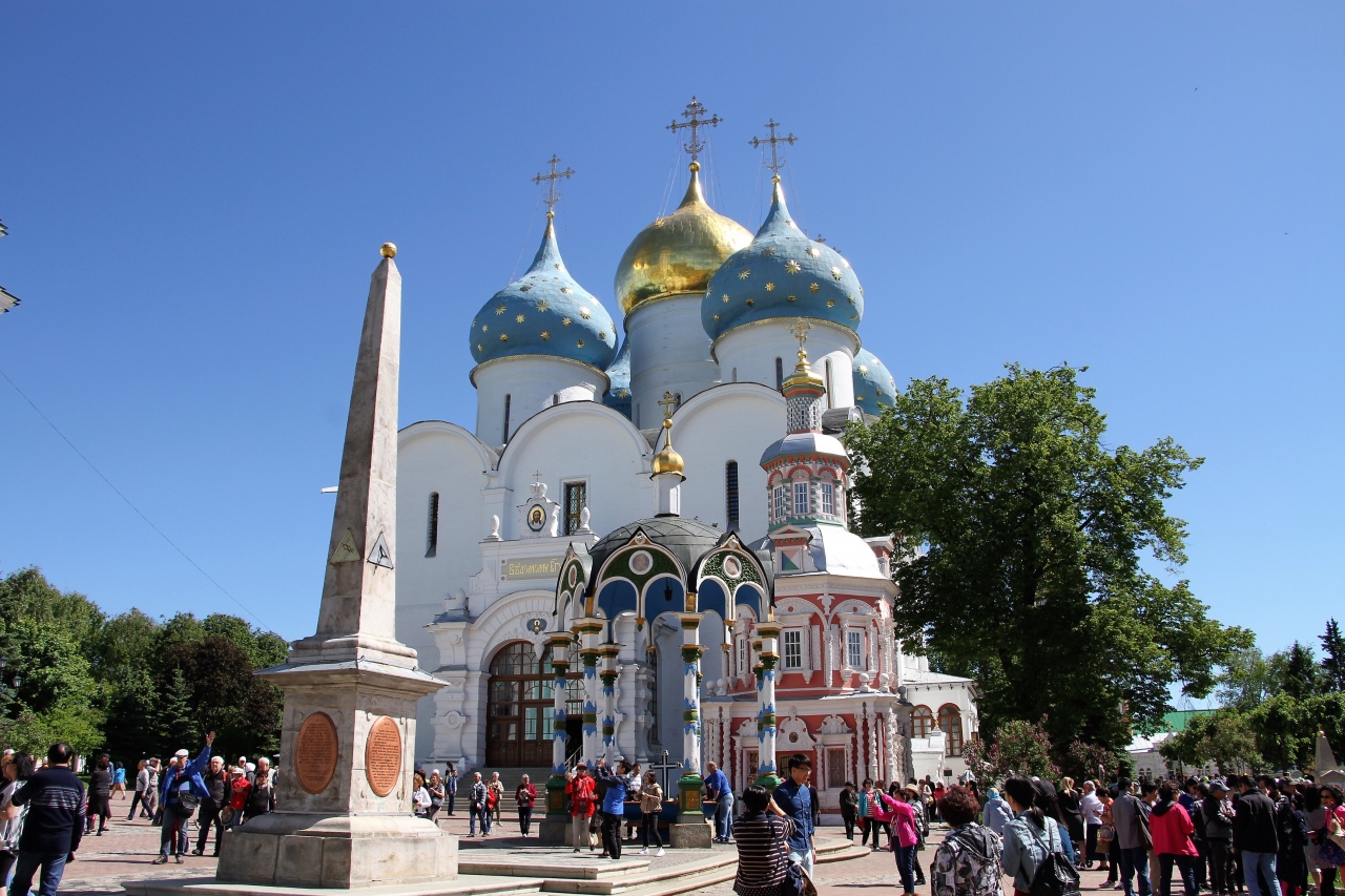 嬉しい誤算続きのロシア旅行 ３ ロシア正教の大本山セルギエフ ポサードのトロイツェ セルギエフ大修道院を訪ねて モスクワ ロシア の旅行記 ブログ By ポポポさん フォートラベル