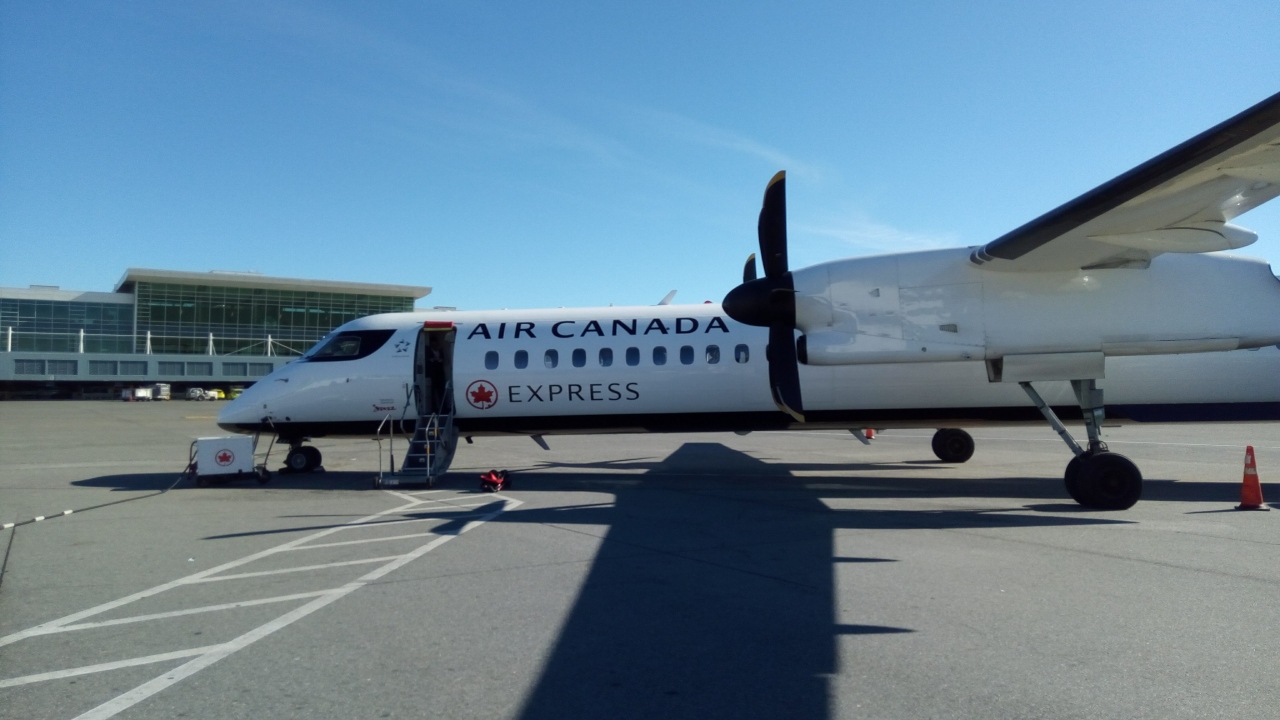 バンクーバーで入国手続き ビクトリアへ 飛行機にて バンクーバー カナダ の旅行記 ブログ By Haruさん フォートラベル