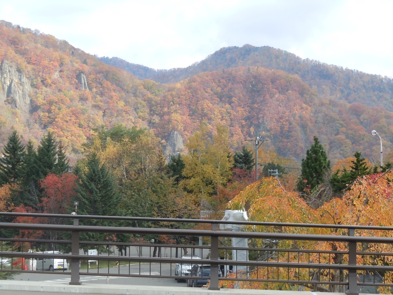 紅葉の札幌 定山渓温泉 2 定山渓温泉の紅葉 定山渓温泉 北海道 の旅行記 ブログ By キャッティさん フォートラベル 紅葉の札幌 定山渓温泉 2 定山渓温泉の紅葉 定山渓温泉 北海道 の旅行記 ブログ By キャッティさん フォートラベル