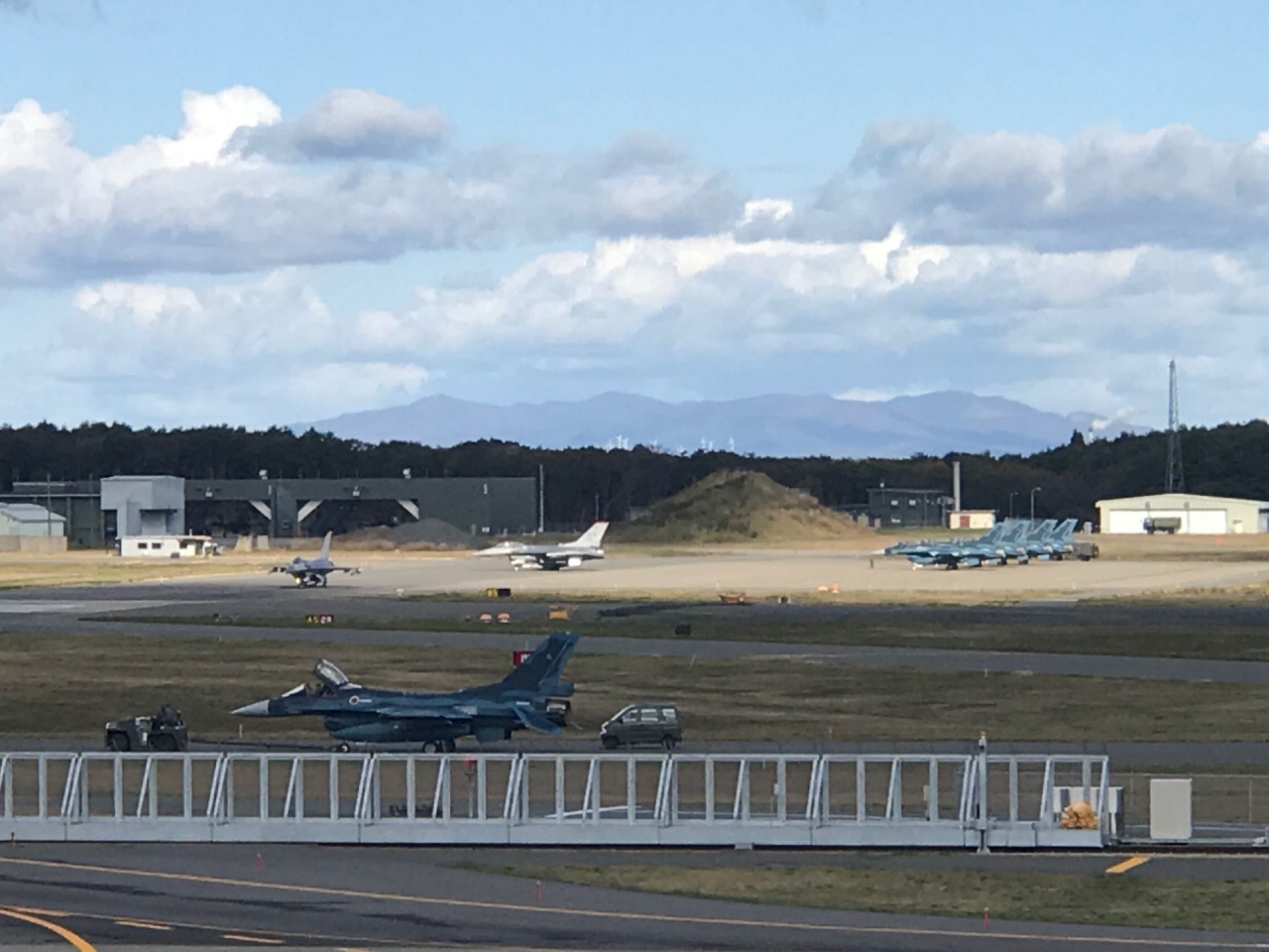 空港 三沢 三沢空港ライブカメラ(青森県三沢市三沢)