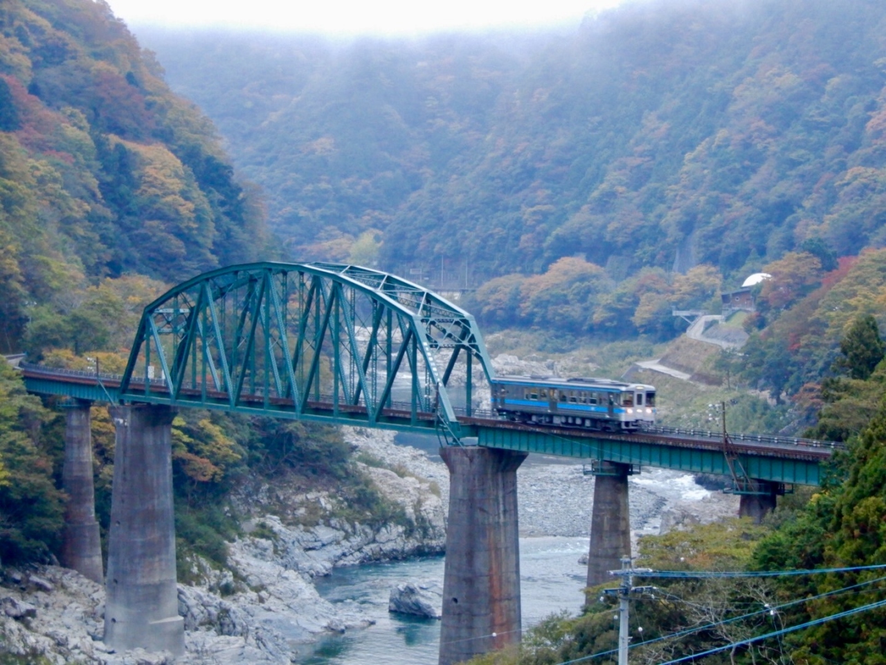 汽車待ち60分で楽しめる 大歩危駅 駅周辺散策 からの 徳島の〆に いのたに ステーションブリュワリー 祖谷渓 かずら橋 大歩危 徳島県 の旅行記 ブログ By 豚のしっぽさん フォートラベル