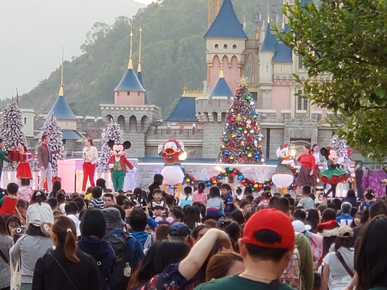 待ち時間短い香港ディズニーランドへ 香港 香港 の旅行記 ブログ By Marさん フォートラベル 待ち時間短い香港ディズニーランドへ 香港 香港 の旅行記 ブログ By Marさん フォートラベル