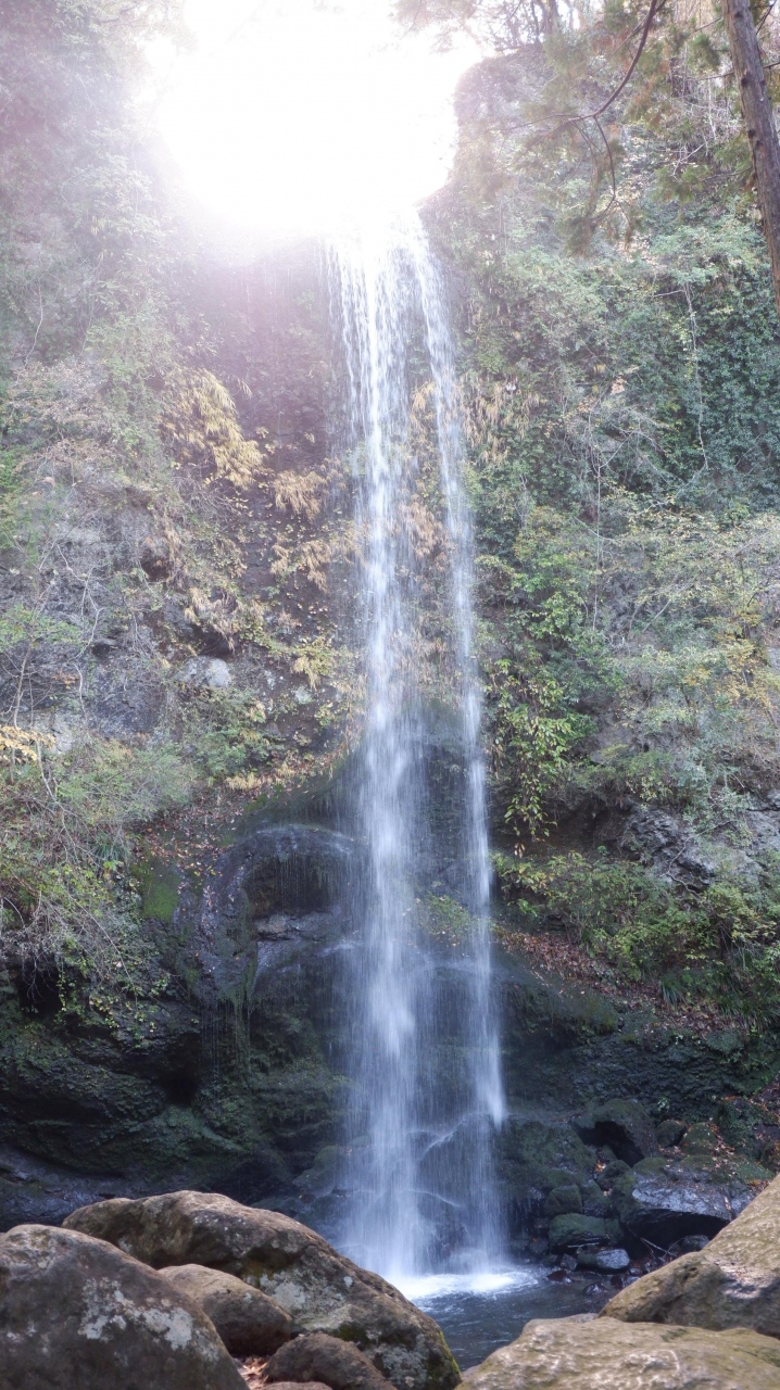 晩秋の足柄と夕日の滝 秦野 松田 足柄 神奈川県 の旅行記 ブログ By Katsuさん フォートラベル